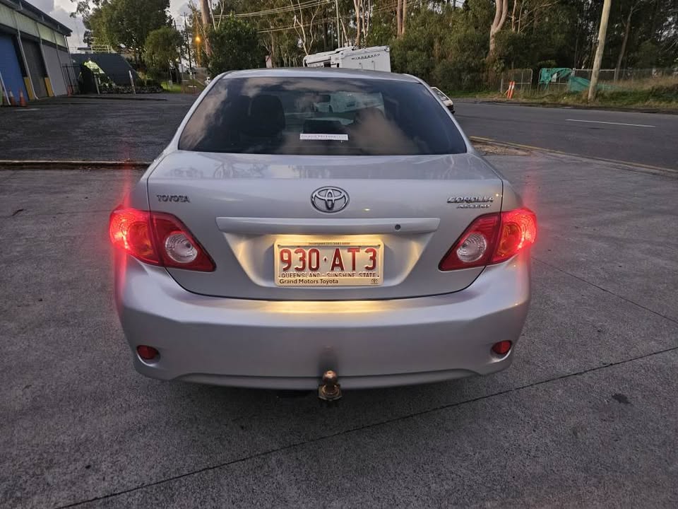 2009 Toyota corolla ascent manual sedan easy finance 9.jpg